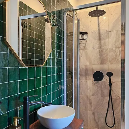 Republic Square View ポルト