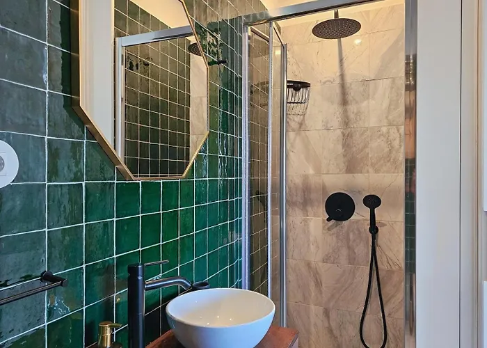 Republic Square View ポルト