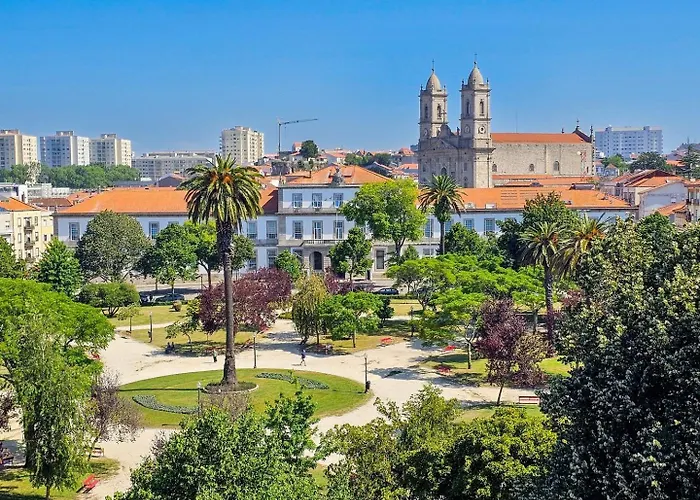 Republic Square View * Oporto
